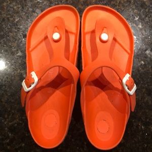 Plastic Birkenstock’s